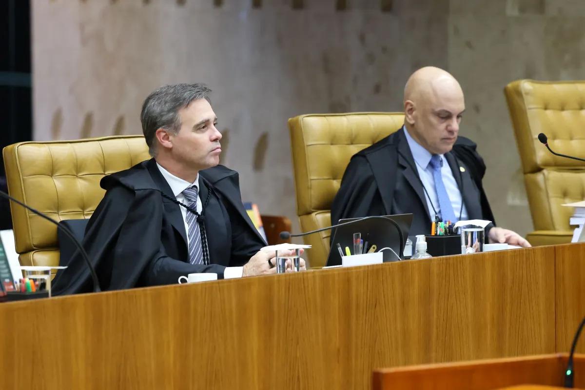 CRISE NO STF: Julgamento sobre investigação contra Alexandre de Moraes é suspenso após pedido de vista de Flávio Dino
