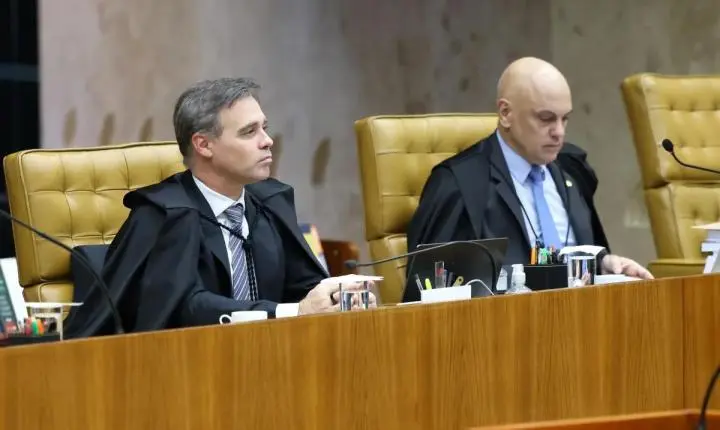 CRISE NO STF: Julgamento sobre investigação contra Alexandre de Moraes é suspenso após pedido de vista de Flávio Dino