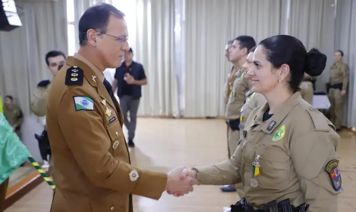 Polícia Militar do Paraná comemora 172 anos com solenidades e condecorações no Oeste do Estado